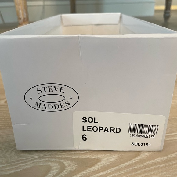 Steve Madden Sol Leopard Loafers - Picture 4 of 9